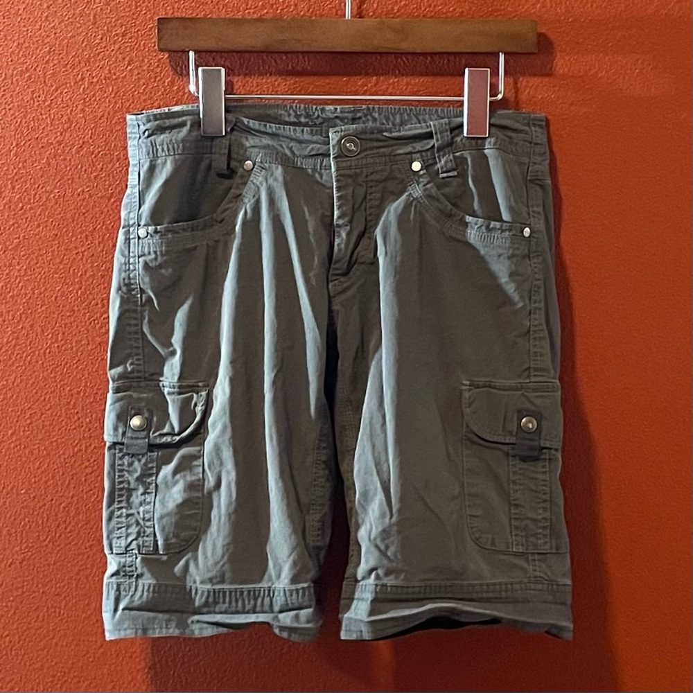 Kuhl Women’s 10” Patina Dyed Cotton Blend Outdoor Gorpcore Cargo Hiking Shorts